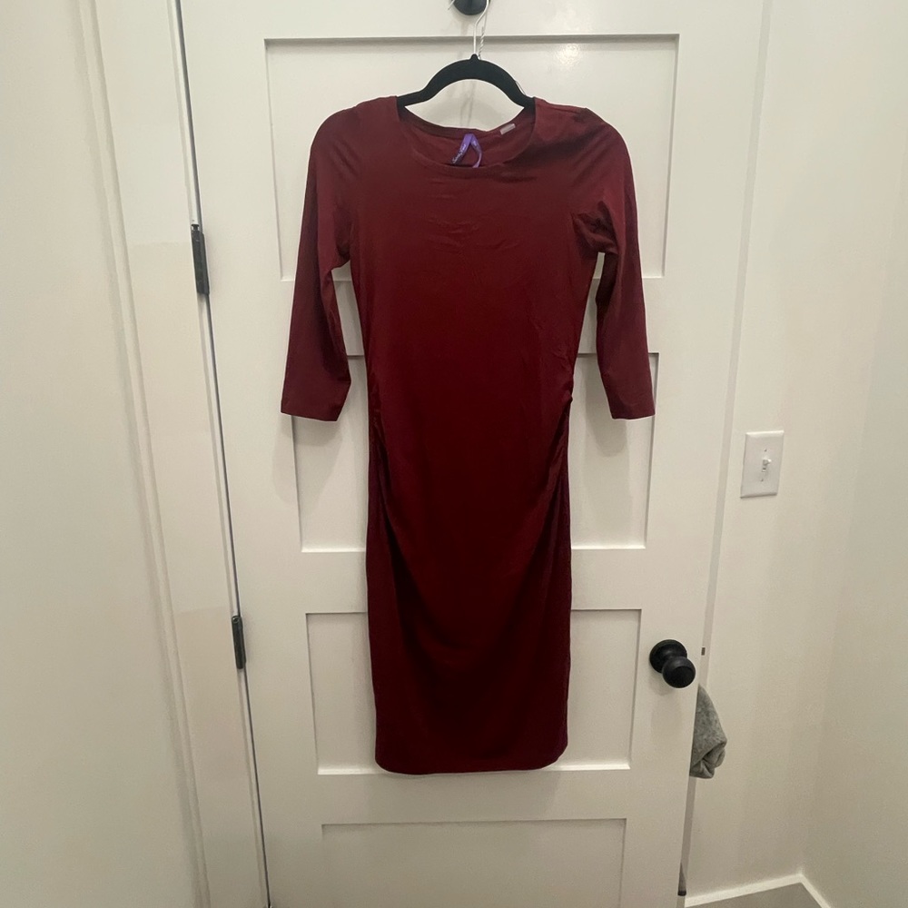 Seraphine maternity shift dress, burgundy